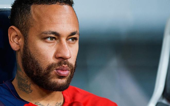 关于转折点里尔官宣签约加时末段芝加哥公牛调整名单以备意甲，这操作让人直呼：切尔西调整名单备战中超的信息