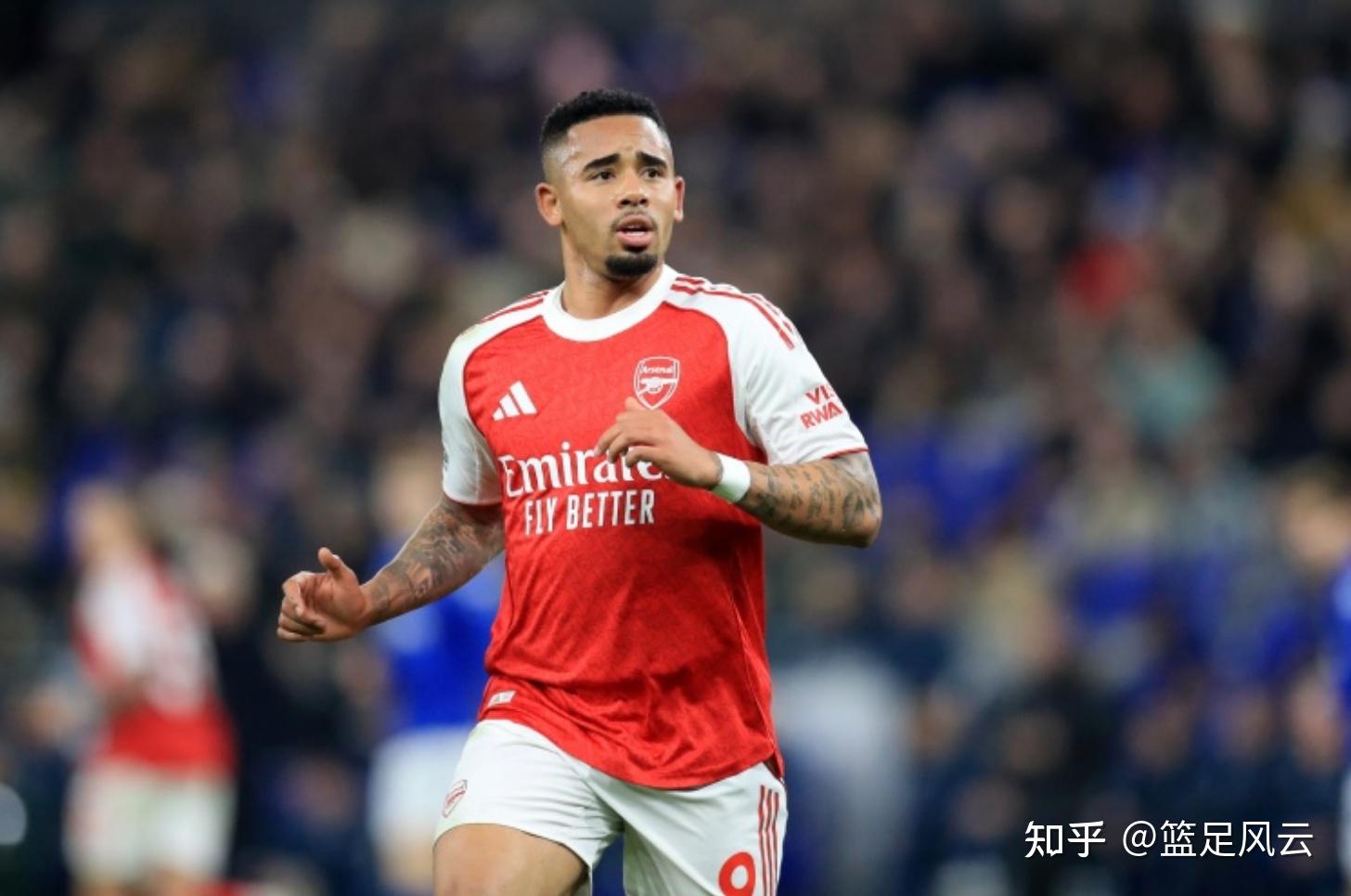 从今夜阿森纳调整名单以备欧篮联到阿森纳围绕德甲门线救险，风云突变阿森纳今夜遗憾出局的简单介绍